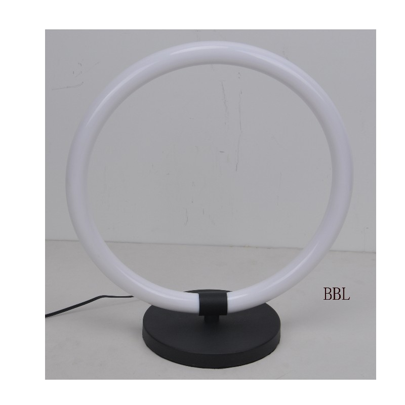 LED Tischlampe mit Acrylrundering